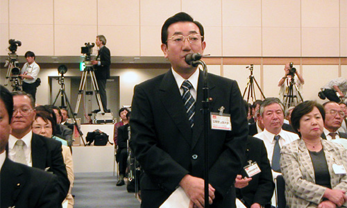 ����̎����}�Ƃ̑I�����͂ɂ��Ď��^���s���m�c�c��