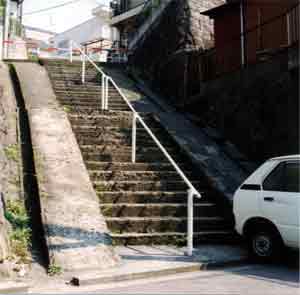 ���C�O�̊K�i